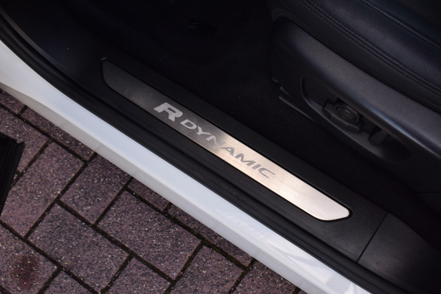 Land Rover Range Rover Evoque 1.5 P300e AWD R-Dynamic S | Leer | Stuur- en Stoelverw. | CarPlay | Camera