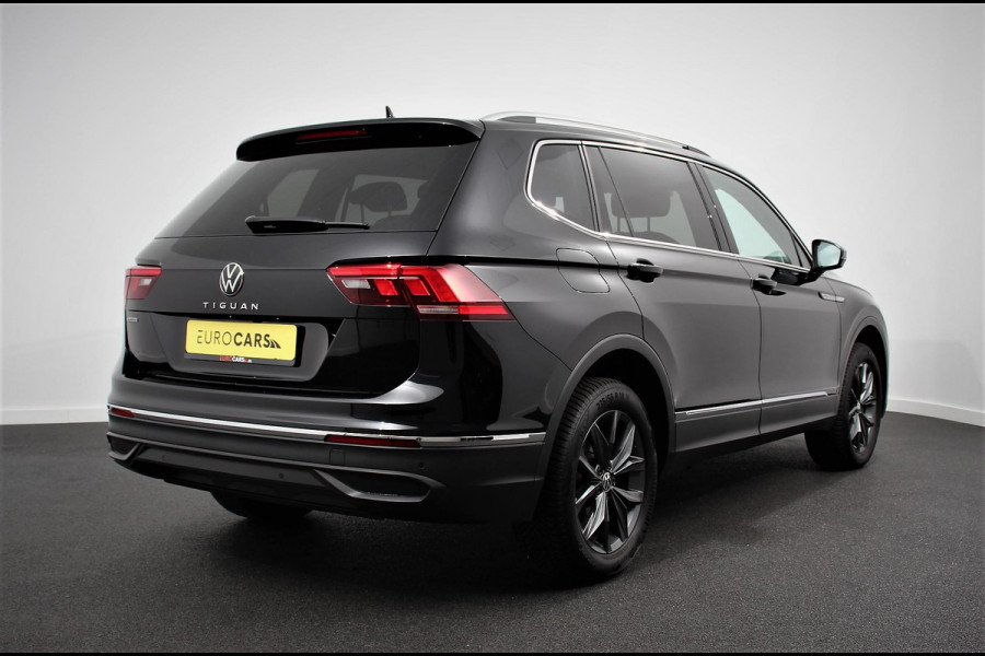 Volkswagen Tiguan Allspace 1.5 TSI DSG Life 7p. | Navigatie | Camera | Adaptive Cruise Control | Elektrische Achterklep | Elektrische Trekhaak |