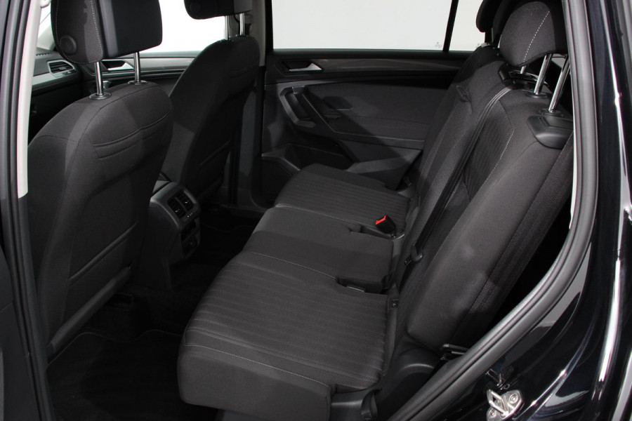 Volkswagen Tiguan Allspace 1.5 TSI DSG Life 7p. | Navigatie | Camera | Adaptive Cruise Control | Elektrische Achterklep | Elektrische Trekhaak |