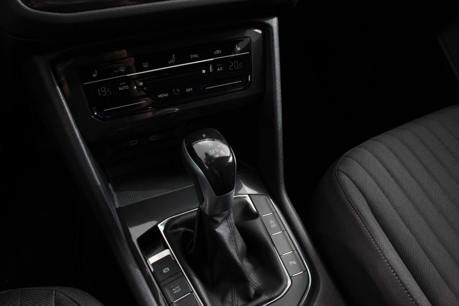 Volkswagen Tiguan Allspace 1.5 TSI DSG Life 7p. | Navigatie | Camera | Adaptive Cruise Control | Elektrische Achterklep | Elektrische Trekhaak |
