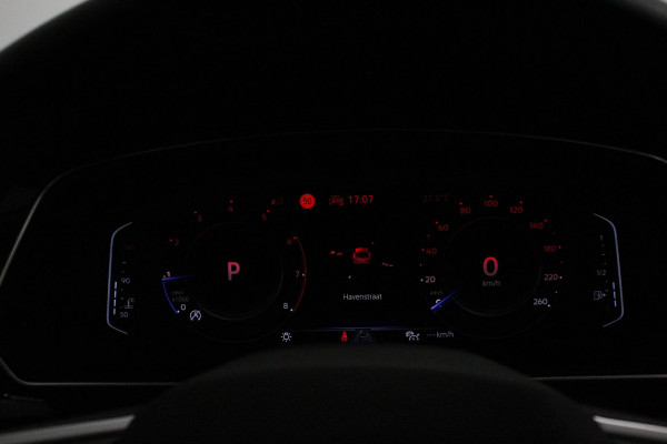 Volkswagen Tiguan Allspace 1.5 TSI DSG Life 7p. | Navigatie | Camera | Adaptive Cruise Control | Elektrische Achterklep | Elektrische Trekhaak |