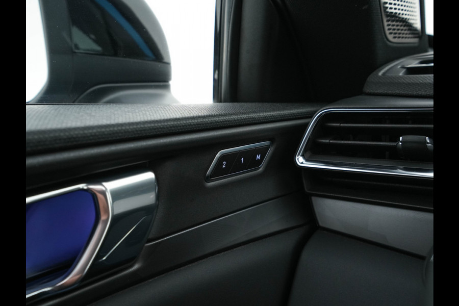 Lynk & Co 01 1.5 (INCL-BTW) Aut. *PANO | FULL-LED | ADAPTIVE-CRUISE | MICROFIBRE | BLIND-SPOT | MEMORY-PACK | DIGI-COCKPIT | HEATED-SPORTSEATS | TOPVIEW | KEYLESS | DAB+ | NAVI-FULLMAP |  ECC | AMBIENT-LIGHT