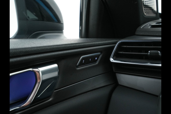 Lynk & Co 01 1.5 (INCL-BTW) Aut. *PANO | FULL-LED | ADAPTIVE-CRUISE | MICROFIBRE | BLIND-SPOT | MEMORY-PACK | DIGI-COCKPIT | HEATED-SPORTSEATS | TOPVIEW | KEYLESS | DAB+ | NAVI-FULLMAP |  ECC | AMBIENT-LIGHT