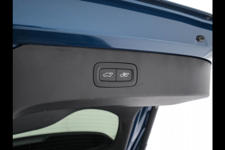 Lynk & Co 01 1.5 (INCL-BTW) Aut. *PANO | FULL-LED | ADAPTIVE-CRUISE | MICROFIBRE | BLIND-SPOT | MEMORY-PACK | DIGI-COCKPIT | HEATED-SPORTSEATS | TOPVIEW | KEYLESS | DAB+ | NAVI-FULLMAP |  ECC | AMBIENT-LIGHT