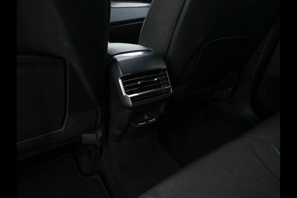 Lynk & Co 01 1.5 (INCL-BTW) Aut. *PANO | FULL-LED | ADAPTIVE-CRUISE | MICROFIBRE | BLIND-SPOT | MEMORY-PACK | DIGI-COCKPIT | HEATED-SPORTSEATS | TOPVIEW | KEYLESS | DAB+ | NAVI-FULLMAP |  ECC | AMBIENT-LIGHT