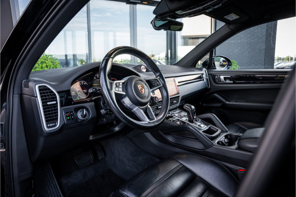 Porsche Cayenne 3.0 E-Hybrid - Sport Chrono + | Sport Design Pakket | Panorama | Luchtvering | Bose | Elek. Trekhaak