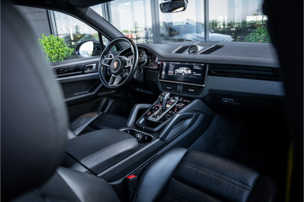 Porsche Cayenne 3.0 E-Hybrid - Sport Chrono + | Sport Design Pakket | Panorama | Luchtvering | Bose | Elek. Trekhaak