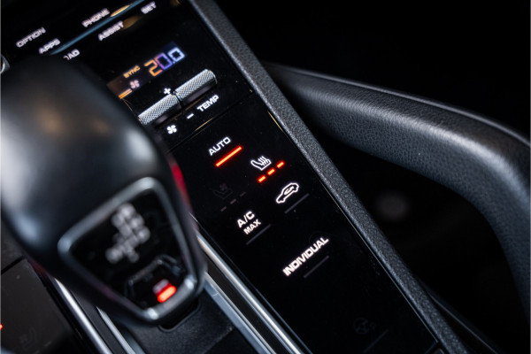 Porsche Cayenne 3.0 E-Hybrid - Sport Chrono + | Sport Design Pakket | Panorama | Luchtvering | Bose | Elek. Trekhaak
