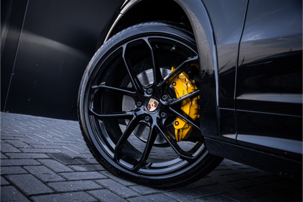 Porsche Cayenne 3.0 E-Hybrid - Sport Chrono + | Sport Design Pakket | Panorama | Luchtvering | Bose | Elek. Trekhaak