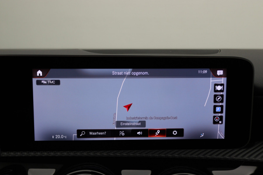 Mercedes-Benz A-Klasse 180 Business Solution Virtual Cockpit, Camera, Cruise, Apple Carplay, Verwarmde Stoelen, LED, 17''