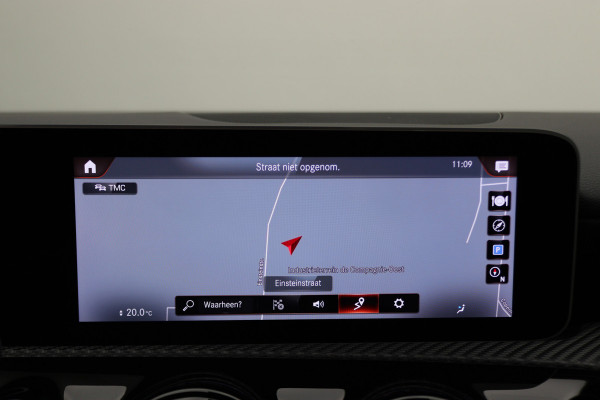 Mercedes-Benz A-Klasse 180 Business Solution Virtual Cockpit, Camera, Cruise, Apple Carplay, Verwarmde Stoelen, LED, 17''