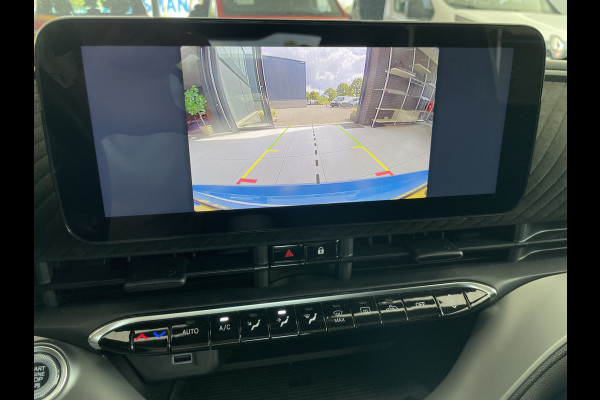 Fiat 500 Abarth Turismo 42 kWh Achteruitrijcamera - Cruise control - Apple carplay - Airco - Parkeersensoren voor en achter - Sportstoelen - Sportstuur leder - Dodehoek detector - navigatie full map - Oplaadmogelijkheid -