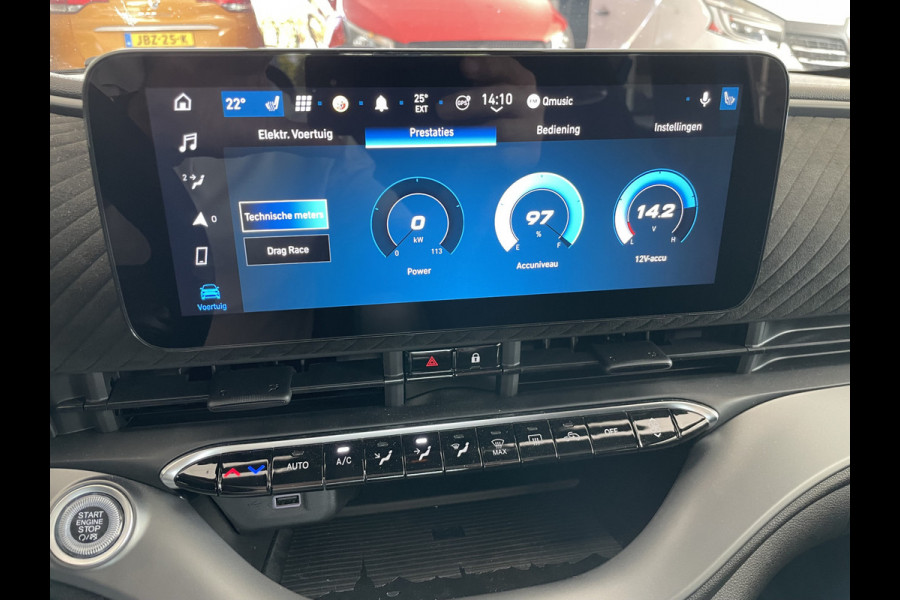Fiat 500 Abarth Turismo 42 kWh Achteruitrijcamera - Cruise control - Apple carplay - Airco - Parkeersensoren voor en achter - Sportstoelen - Sportstuur leder - Dodehoek detector - navigatie full map - Oplaadmogelijkheid -