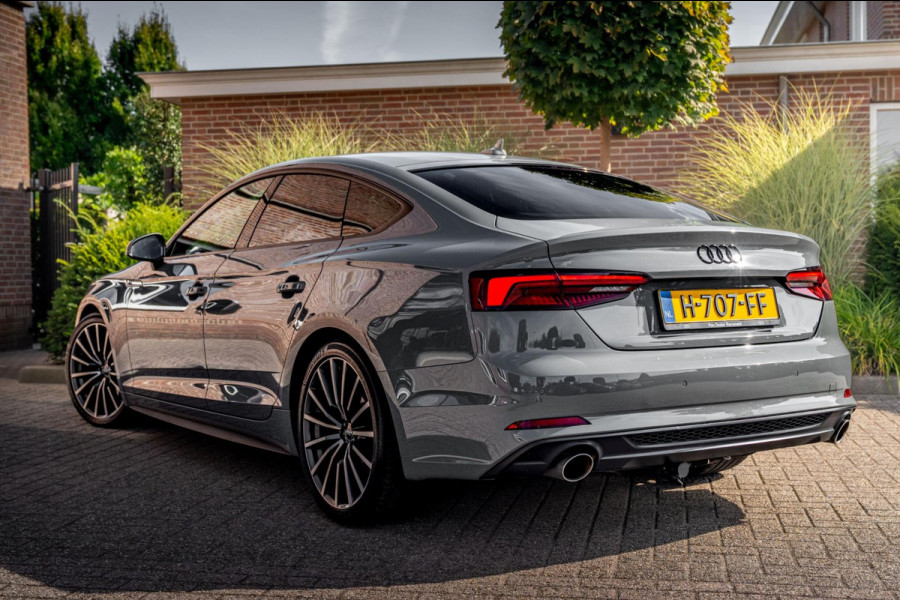 Audi A5 Sportback 35 TFSI 2.0 Sport 150 PK Aut. 3x S-Line Edition Virtual Black Optic Trekhaak 19''