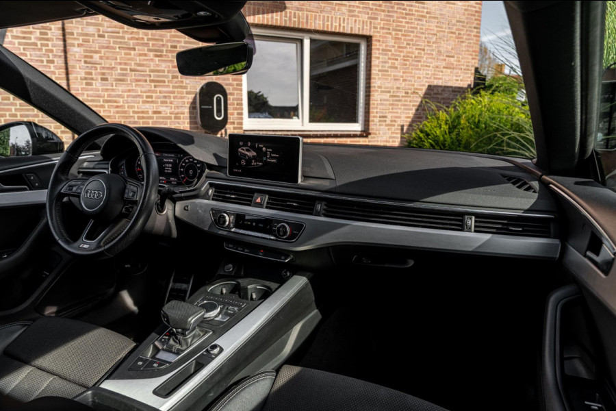 Audi A5 Sportback 35 TFSI 2.0 Sport 150 PK Aut. 3x S-Line Edition Virtual Black Optic Trekhaak 19''