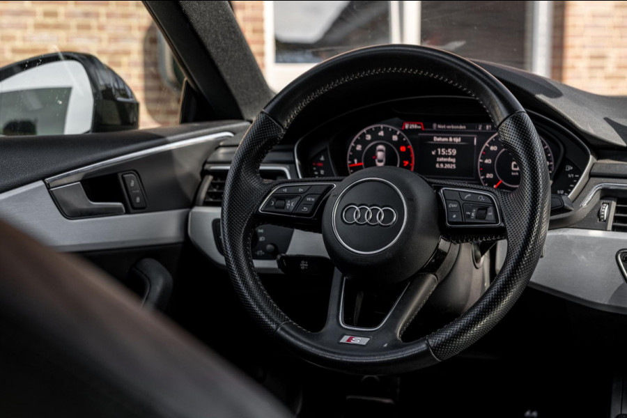 Audi A5 Sportback 35 TFSI 2.0 Sport 150 PK Aut. 3x S-Line Edition Virtual Black Optic Trekhaak 19''