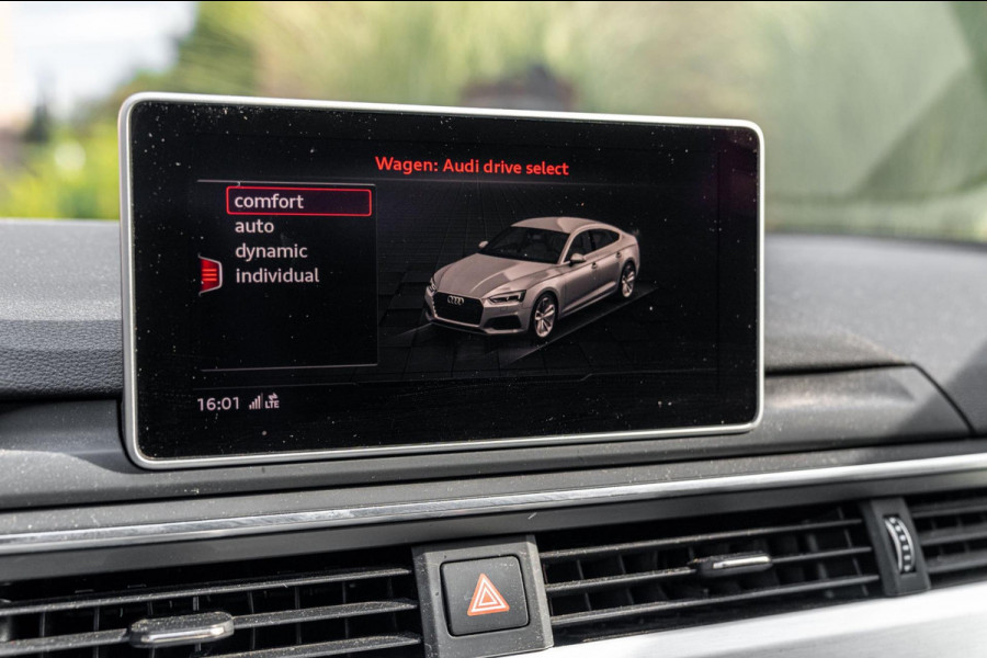 Audi A5 Sportback 35 TFSI 2.0 Sport 150 PK Aut. 3x S-Line Edition Virtual Black Optic Trekhaak 19''