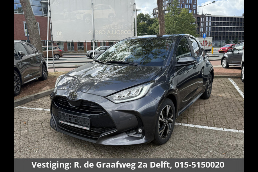 Toyota Yaris 1.5 Hybrid Dynamic Luxury | Stuur- & Stoelverwarming | Camera | Dode hoek detectie | Parkeersensoren Voor & Achter |
