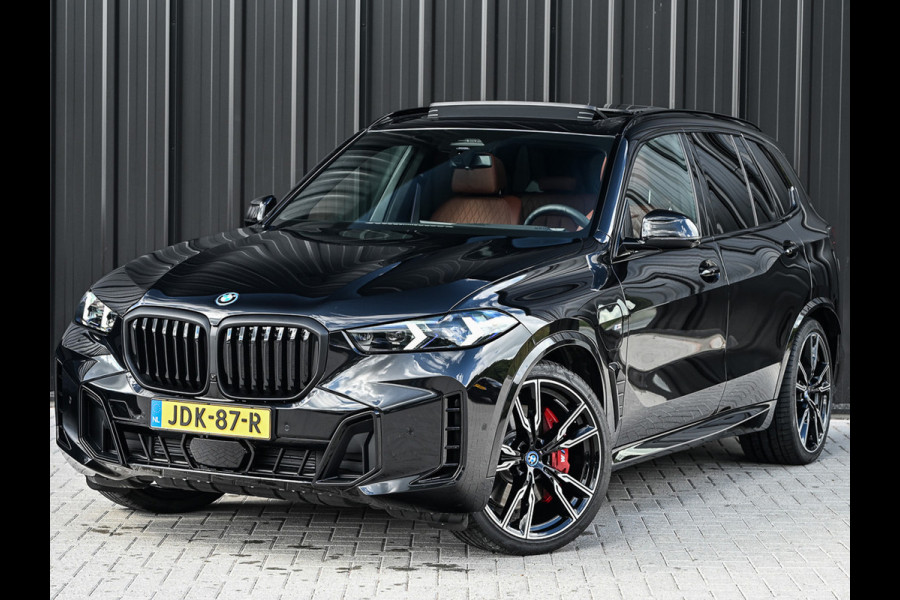 BMW X5 xDrive50e | M-SPORT | ICONIC GLOW | COMFORT ACCESS | CARBON INLEG | SOFT-CLOSE | TREKHAAK | PANORAMADAK | COMFORT SEATS | ADAPTI BMW X5 xDrive50e | M-SPORT | ICONIC GLOW | COMFORT ACCESS | CARBON INLEG | SOFT-CLOSE | TREKHAAK | PANORAMADAK | COMFORT SEATS | ADAPTI