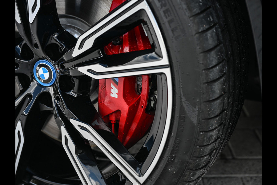 BMW X5 xDrive50e | M-SPORT | ICONIC GLOW | COMFORT ACCESS | CARBON INLEG | SOFT-CLOSE | TREKHAAK | PANORAMADAK | COMFORT SEATS | ADAPTI BMW X5 xDrive50e | M-SPORT | ICONIC GLOW | COMFORT ACCESS | CARBON INLEG | SOFT-CLOSE | TREKHAAK | PANORAMADAK | COMFORT SEATS | ADAPTI