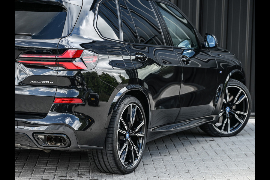 BMW X5 xDrive50e | M-SPORT | ICONIC GLOW | COMFORT ACCESS | CARBON INLEG | SOFT-CLOSE | TREKHAAK | PANORAMADAK | COMFORT SEATS | ADAPTI BMW X5 xDrive50e | M-SPORT | ICONIC GLOW | COMFORT ACCESS | CARBON INLEG | SOFT-CLOSE | TREKHAAK | PANORAMADAK | COMFORT SEATS | ADAPTI