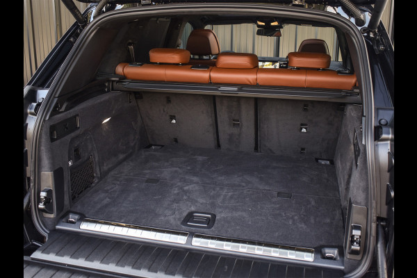 BMW X5 xDrive50e | M-SPORT | ICONIC GLOW | COMFORT ACCESS | CARBON INLEG | SOFT-CLOSE | TREKHAAK | PANORAMADAK | COMFORT SEATS | ADAPTI BMW X5 xDrive50e | M-SPORT | ICONIC GLOW | COMFORT ACCESS | CARBON INLEG | SOFT-CLOSE | TREKHAAK | PANORAMADAK | COMFORT SEATS | ADAPTI