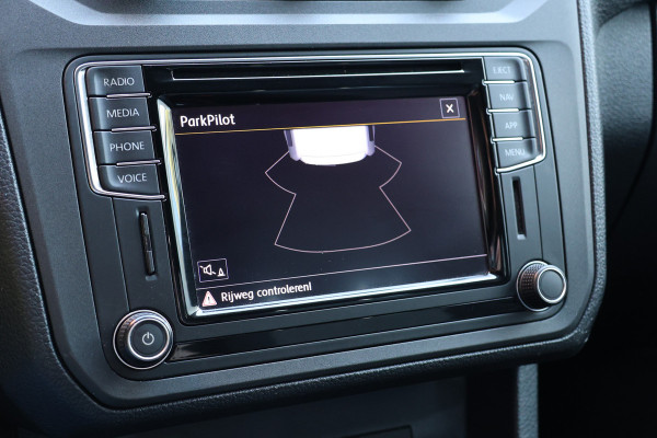 Volkswagen Caddy 2.0 TDI | Navigatie | Cruise control | Airco | PDC | DAB | Trekhaak | Elek. ramen | Nieuwe APK | Nieuwe remmen rondom | NL Auto