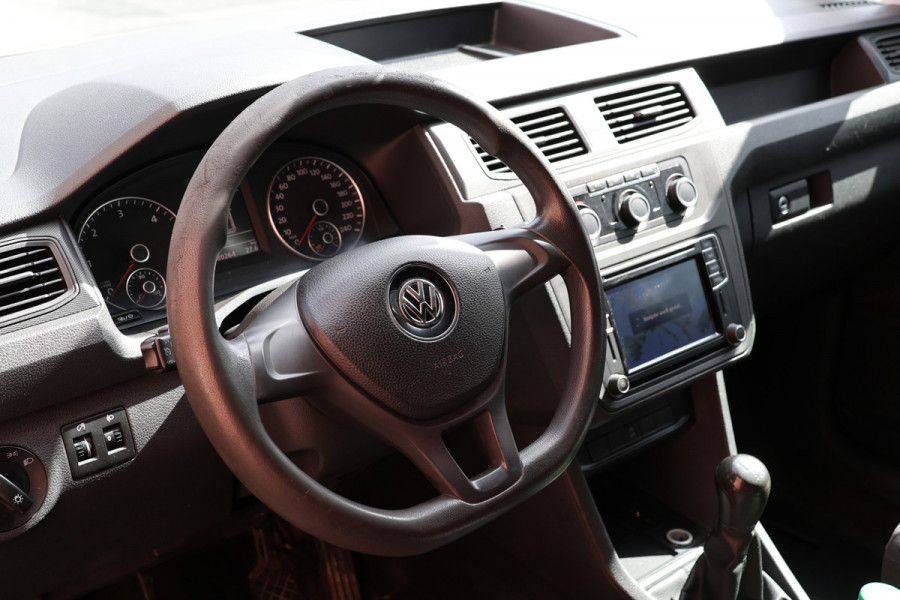Volkswagen Caddy 2.0 TDI | Navigatie | Cruise control | Airco | PDC | DAB | Trekhaak | Elek. ramen | Nieuwe APK | Nieuwe remmen rondom | NL Auto