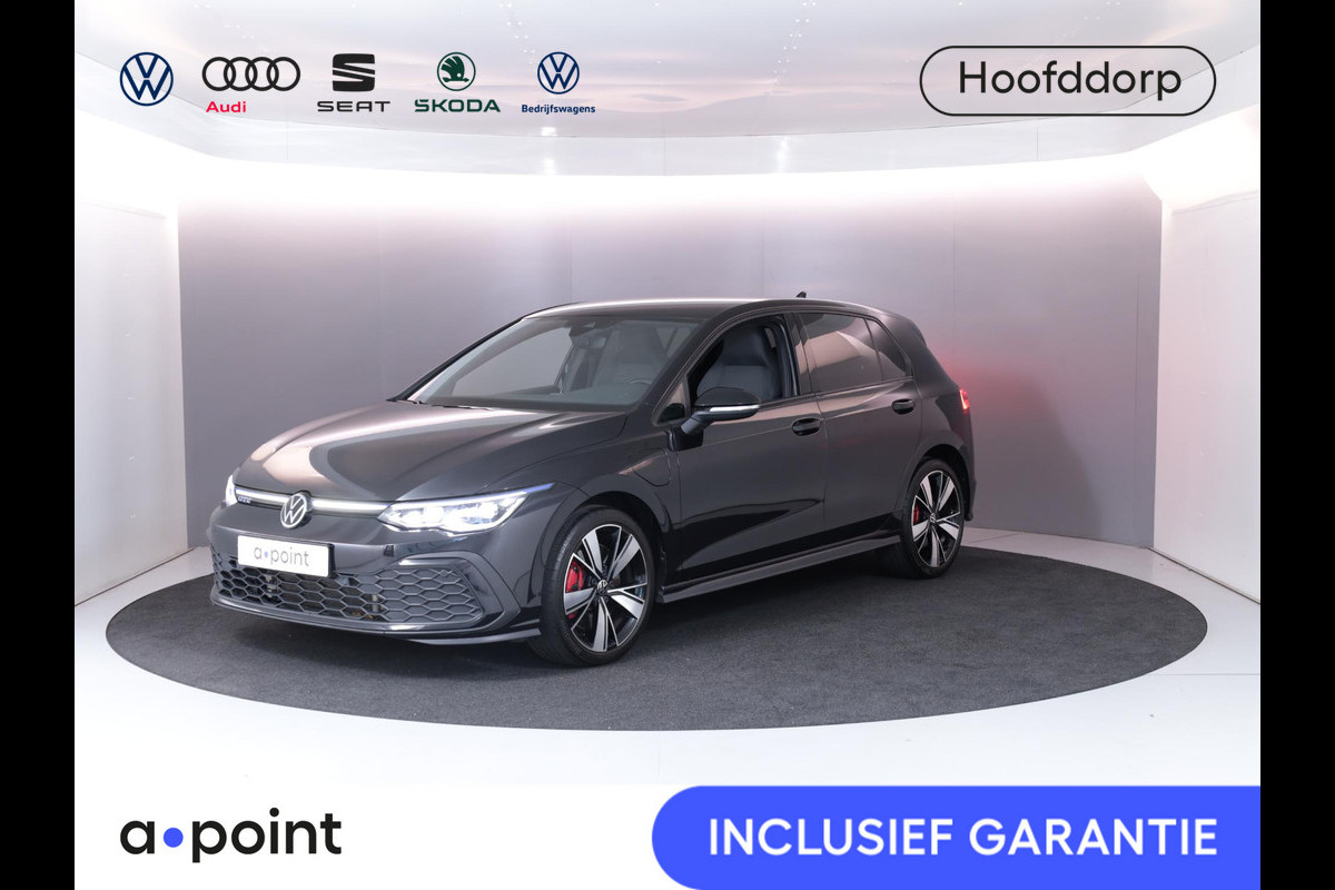 Volkswagen Golf 1.4 eHybrid GTE 245 pk Automaat (DSG) | Navigatie | Trekhaak (afneembaar) | Parkeersensoren | Achteruitrijcamera | Matrix LED koplampen | Stoelverwarming |