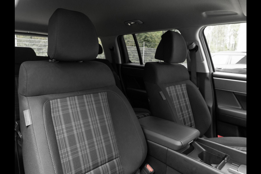 Hyundai Santa Fe 1.6 T-GDI PHEV 4WD - 7-zits - ACC - Elektrische Stoelen - Camera