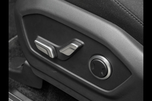 Hyundai Santa Fe 1.6 T-GDI PHEV 4WD - 7-zits - ACC - Elektrische Stoelen - Camera