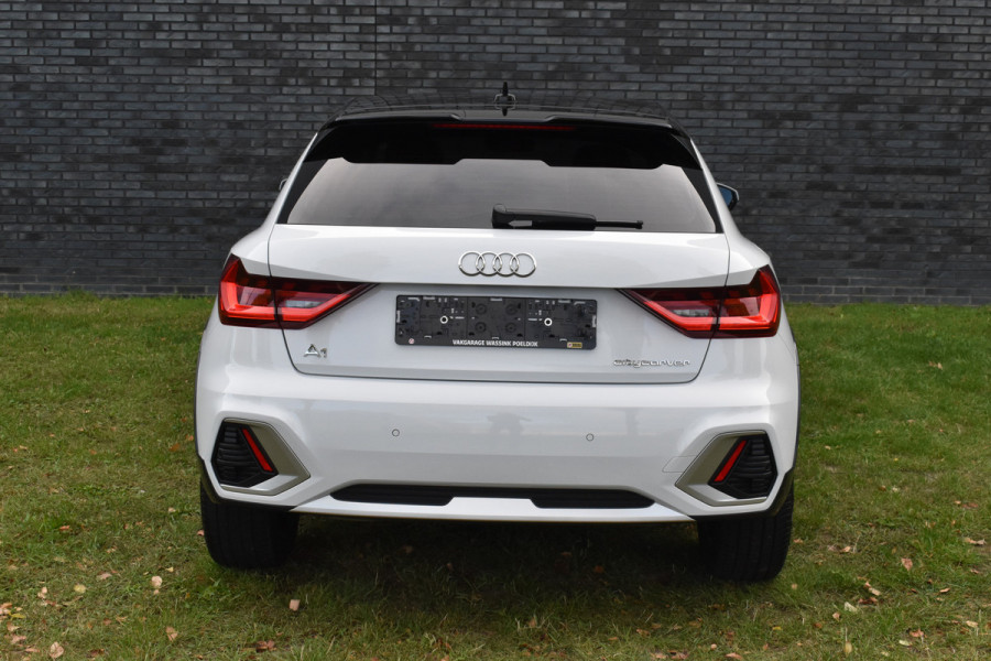 Audi A1 citycarver 30 TFSI Advanced Edition Automaat 2-tone