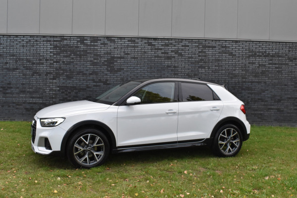 Audi A1 citycarver 30 TFSI Advanced Edition Automaat 2-tone