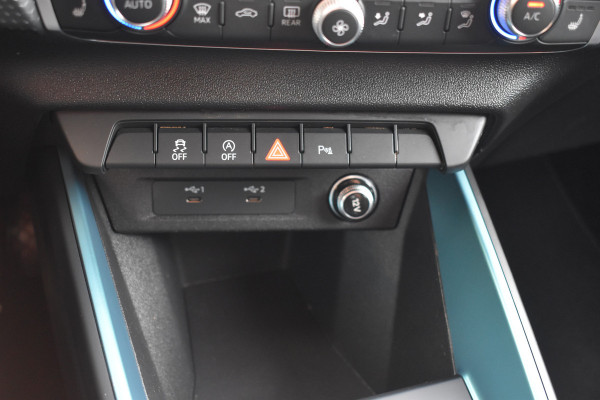 Audi A1 citycarver 30 TFSI Advanced Edition Automaat 2-tone