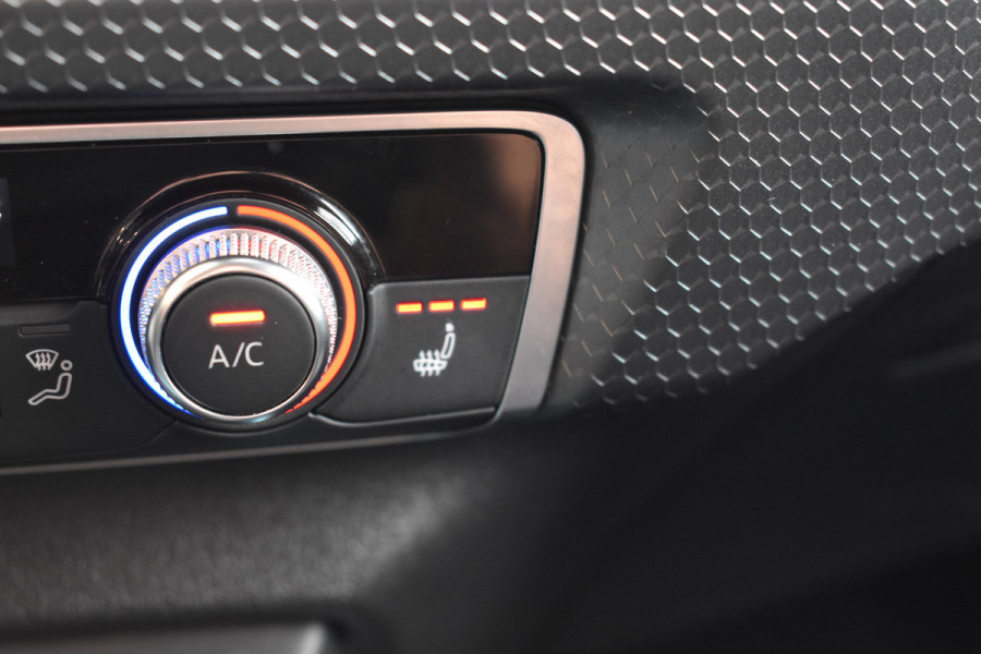 Audi A1 citycarver 30 TFSI Advanced Edition Automaat 2-tone