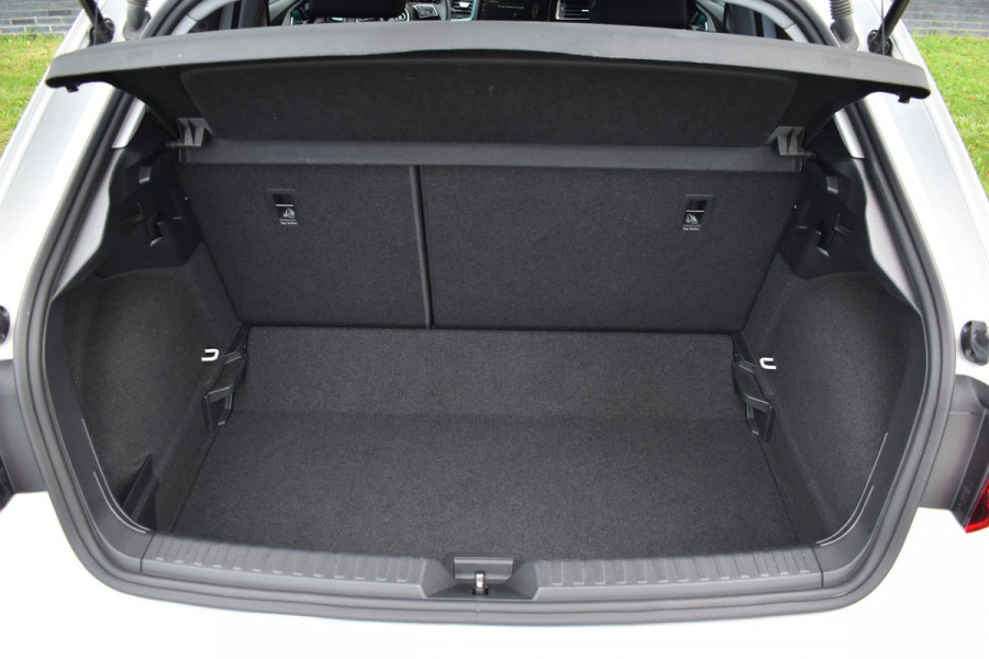 Audi A1 citycarver 30 TFSI Advanced Edition Automaat 2-tone