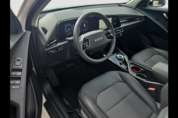 Kia Niro 1.6 GDi Hybrid DynamicLine Automaat | Navigatie | Camera | Parkeersensoren | Climate | Apple Carplay / Android Auto | Kia Niro 1.6 GDi Hybrid DynamicLine Automaat | Navigatie | Camera | Parkeersensoren | Climate | Apple Carplay / Android Auto |