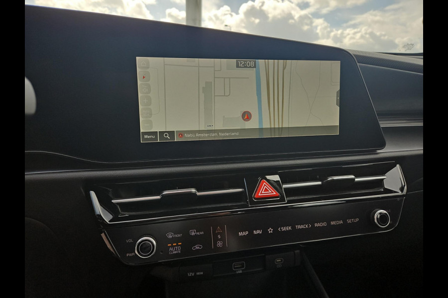 Kia Niro 1.6 GDi Hybrid DynamicLine Automaat | Navigatie | Camera | Parkeersensoren | Climate | Apple Carplay / Android Auto | Kia Niro 1.6 GDi Hybrid DynamicLine Automaat | Navigatie | Camera | Parkeersensoren | Climate | Apple Carplay / Android Auto |