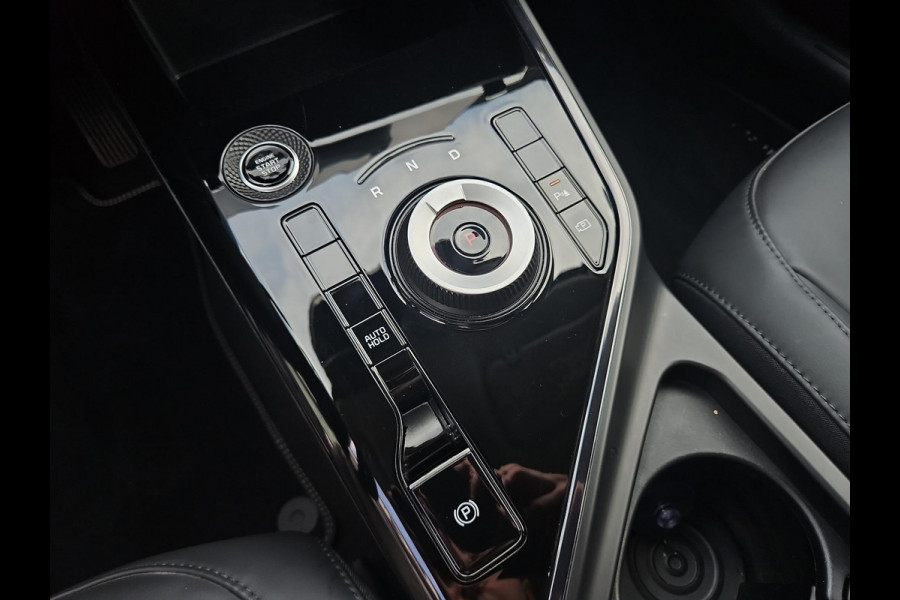 Kia Niro 1.6 GDi Hybrid DynamicLine Automaat | Navigatie | Camera | Parkeersensoren | Climate | Apple Carplay / Android Auto | Kia Niro 1.6 GDi Hybrid DynamicLine Automaat | Navigatie | Camera | Parkeersensoren | Climate | Apple Carplay / Android Auto |