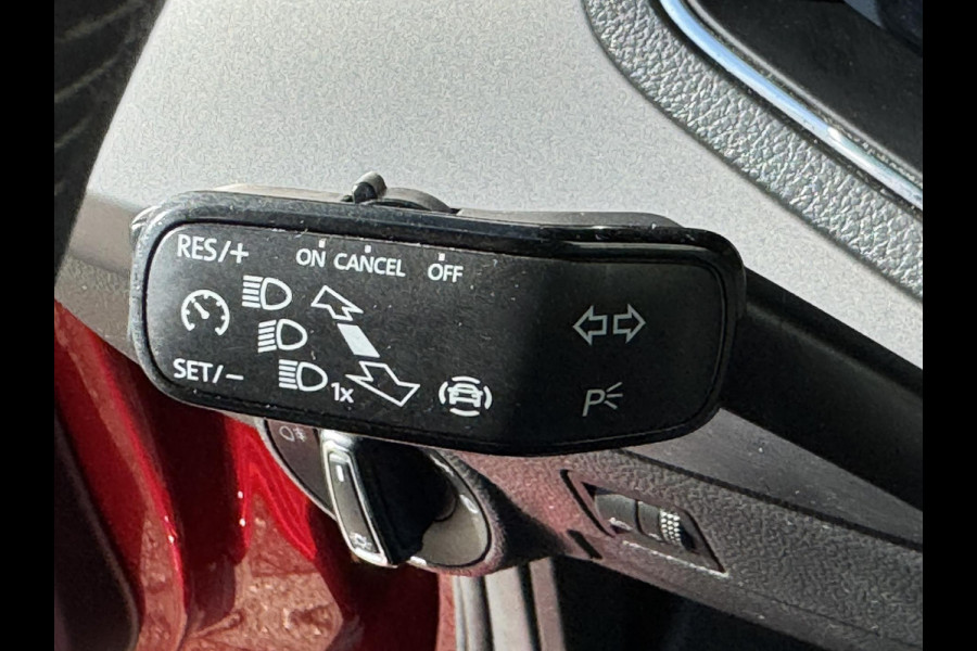 Seat Ibiza 1.0 TSI Style Business Intense Cruise control Climate control Navigatie Apple Carplay / Android Auto Bleutooth