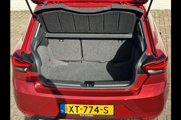 Seat Ibiza 1.0 TSI Style Business Intense Cruise control Climate control Navigatie Apple Carplay / Android Auto Bleutooth