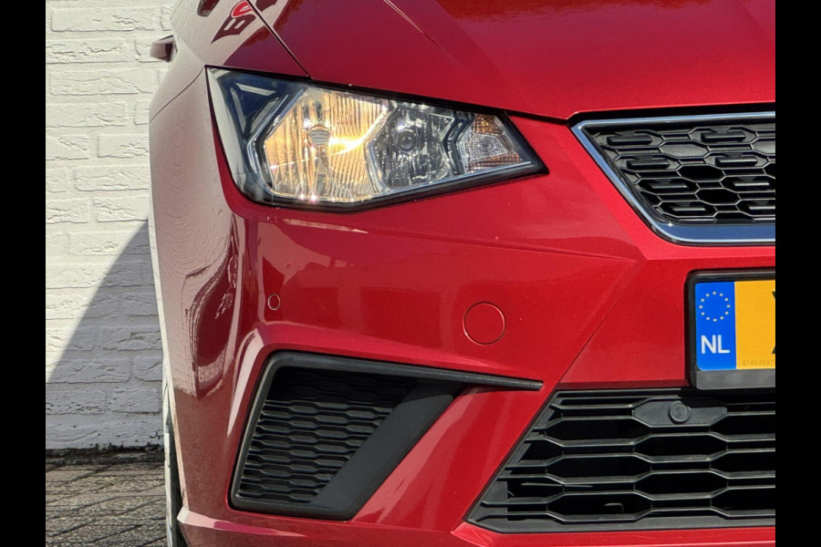 Seat Ibiza 1.0 TSI Style Business Intense Cruise control Climate control Navigatie Apple Carplay / Android Auto Bleutooth