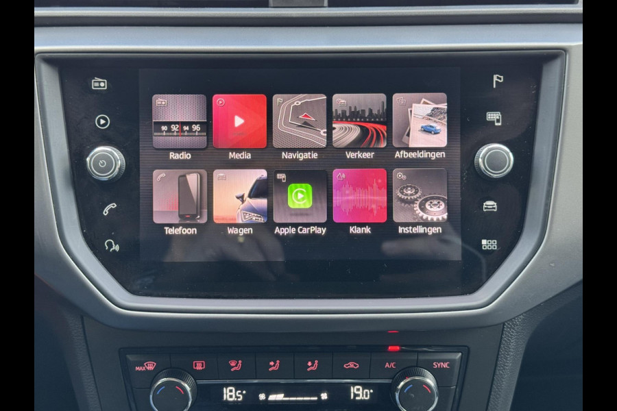 Seat Ibiza 1.0 TSI Style Business Intense Cruise control Climate control Navigatie Apple Carplay / Android Auto Bleutooth