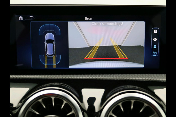 Mercedes-Benz A-Klasse 250 e Star Edition AMG Line AMG Line | Sfeerverlichting  |Achteruitrijcamera | Apple CarPlay, Inclusief 24 maanden MB Certified garantie voor Europa.