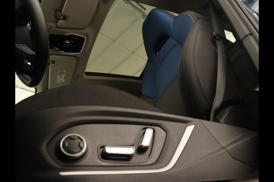 Lynk & Co 01 1.5 | Panoramadak | Automaat | Carplay | Camera | PHEV | LED | Navigatie | LMV 20 inch | 61.700km NAP