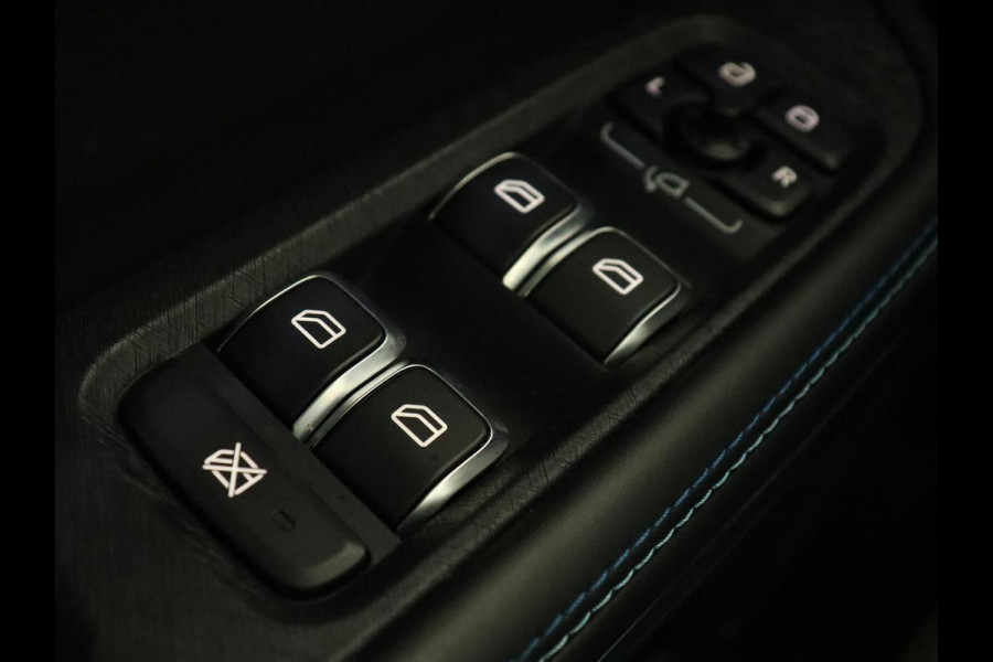 Lynk & Co 01 1.5 | Panoramadak | Automaat | Carplay | Camera | PHEV | LED | Navigatie | LMV 20 inch | 61.700km NAP