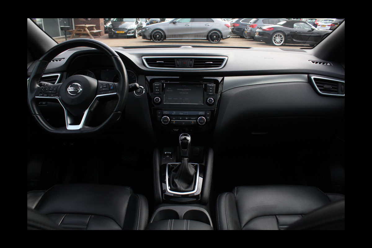 Nissan QASHQAI 1.3 DIG-T Tekna / Full option! / Panoramadak / 360Camera / Leder / Apple CarPlay / 19'' / Bose / Navigatie / Stoelverwarming / Keyless