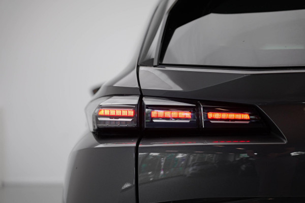 Peugeot 308 1.2 PureTech Allure |Carplay|Cruise|Navi|LED|