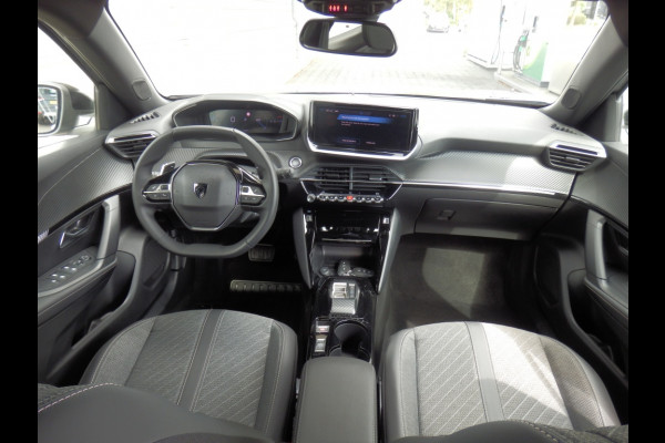 Peugeot 2008 1.2 130PK Automaat | Navigatie | Apple Carpl. Andr. Auto