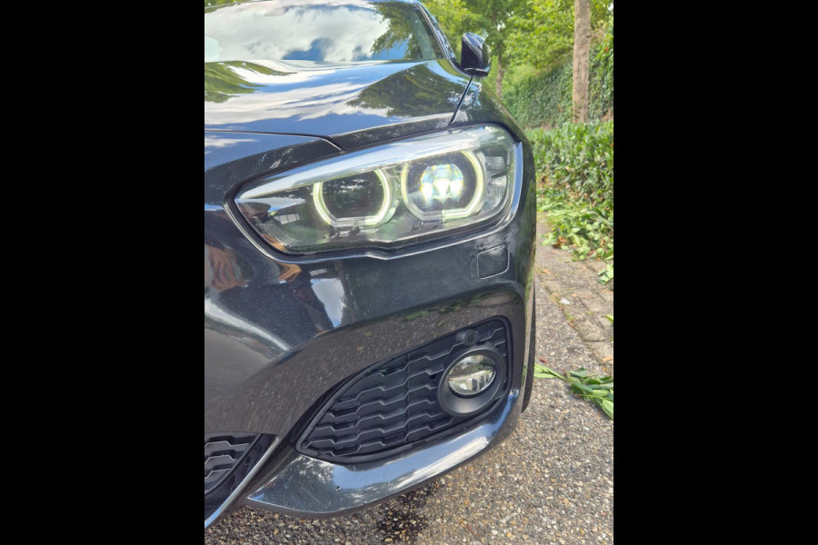 BMW 1-serie M Sport Coupe Executive CarPlay Adaptieve LED Keyless Harman Kardon NAP Rijklaar